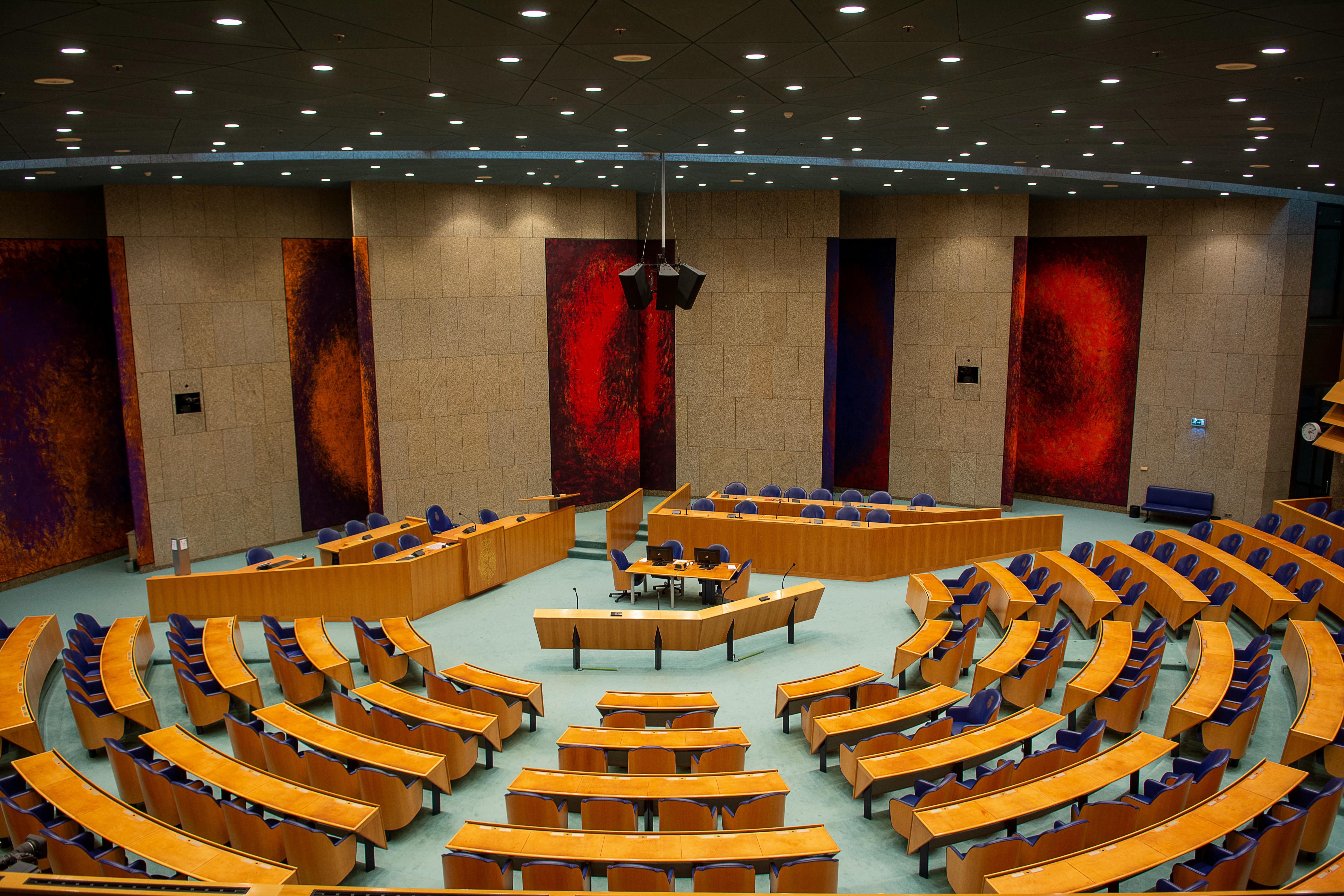 Government and opposition MPs use geographic questions differently