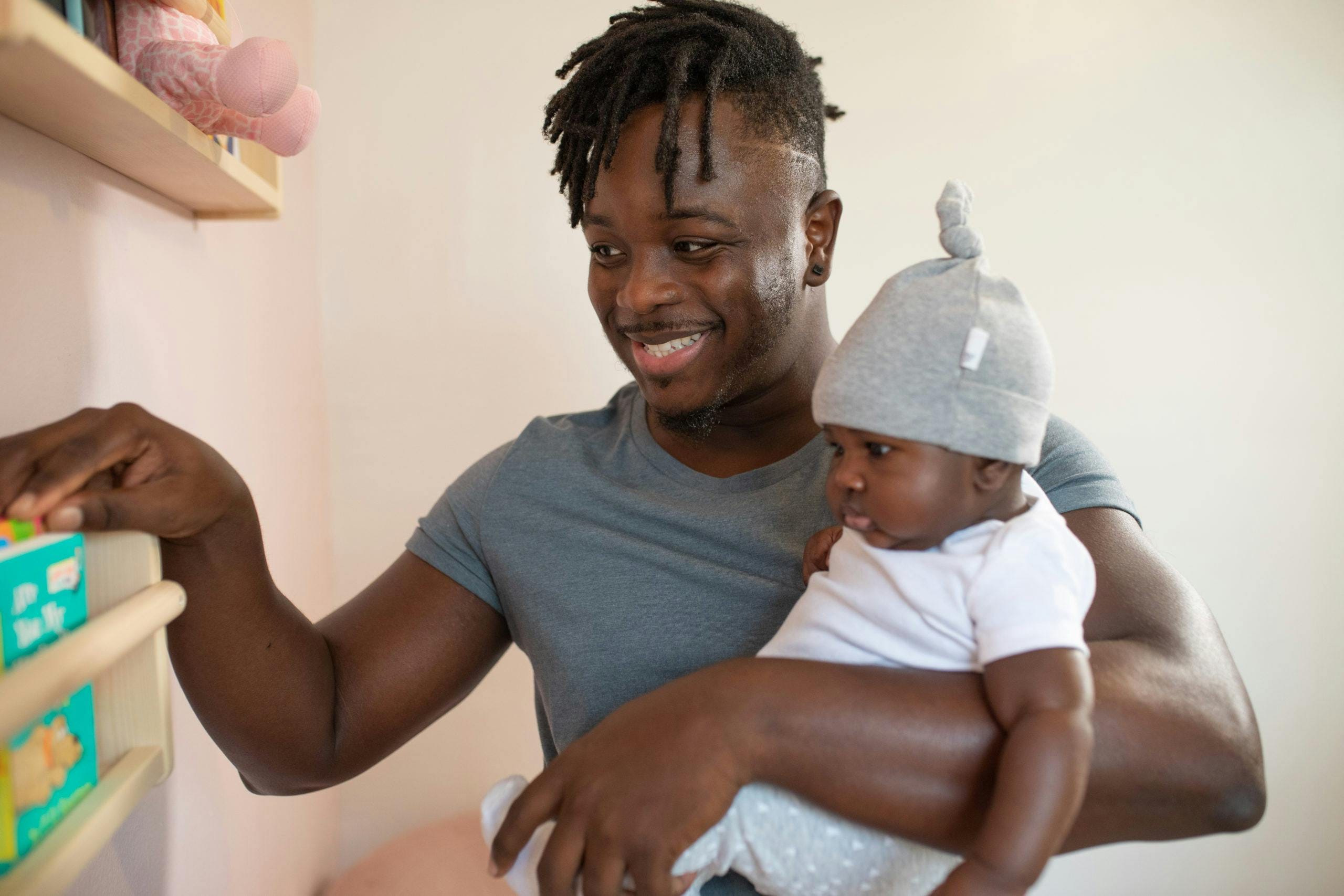 Fathers had lower diagnosed psychiatric disorder rates during pregnancy and early post partum