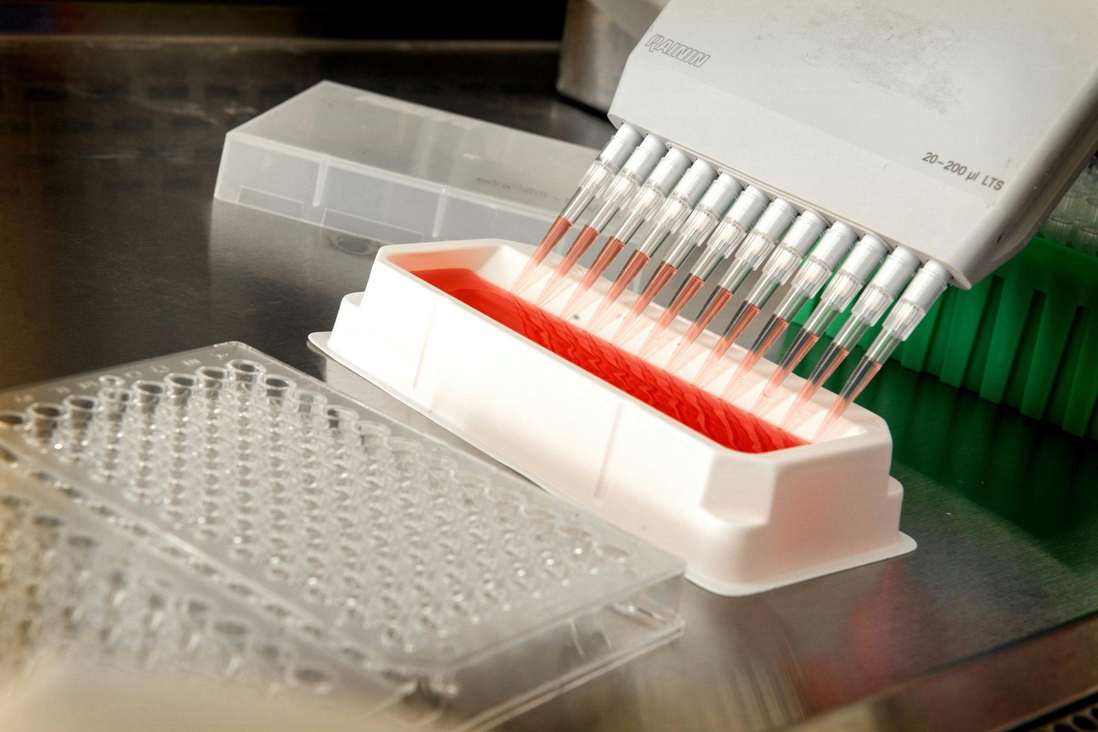 Mitotic repair pathway drives chromoanasynthesis