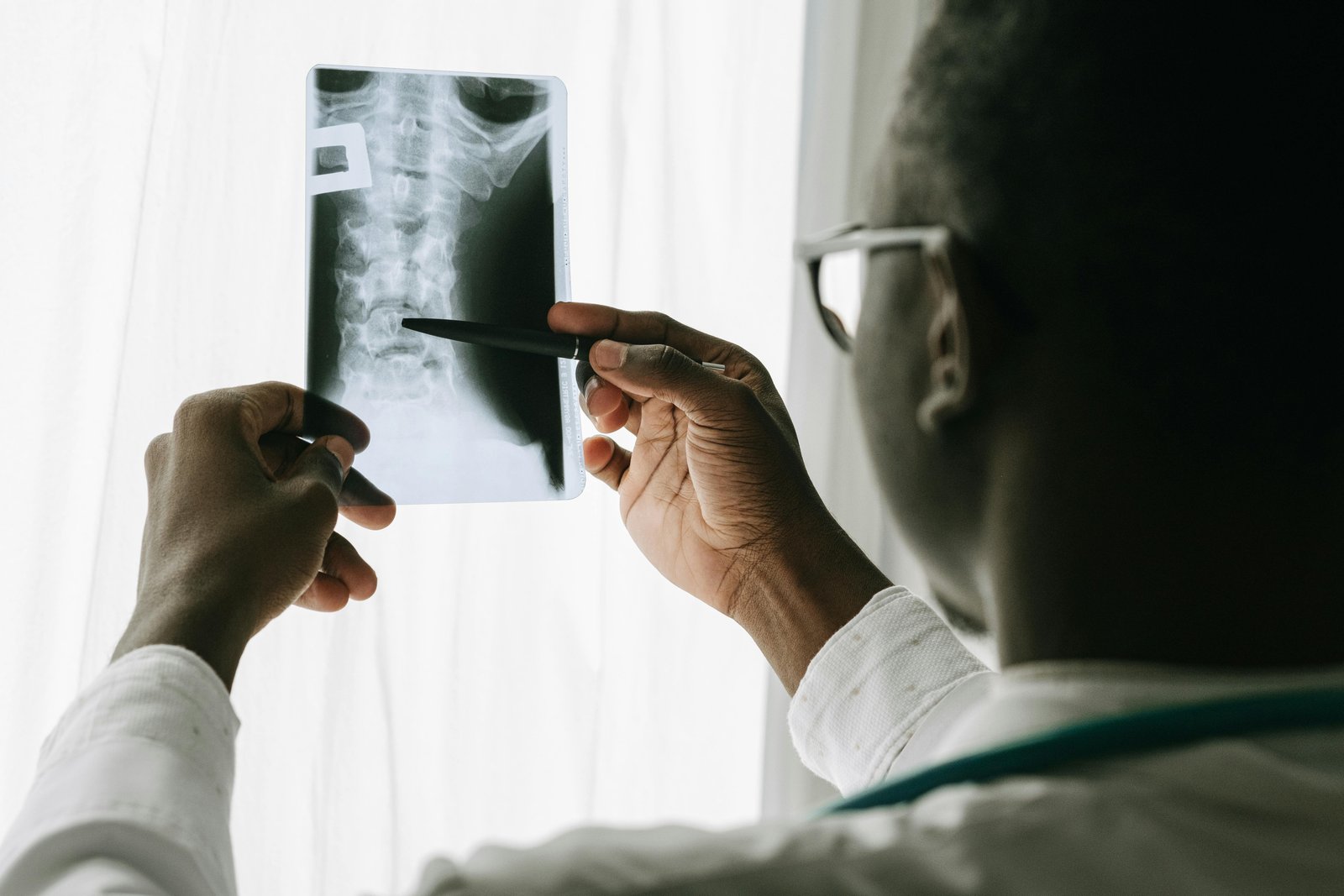 MRI scores rapidly differentiate pyogenic and tuberculous spondylitis