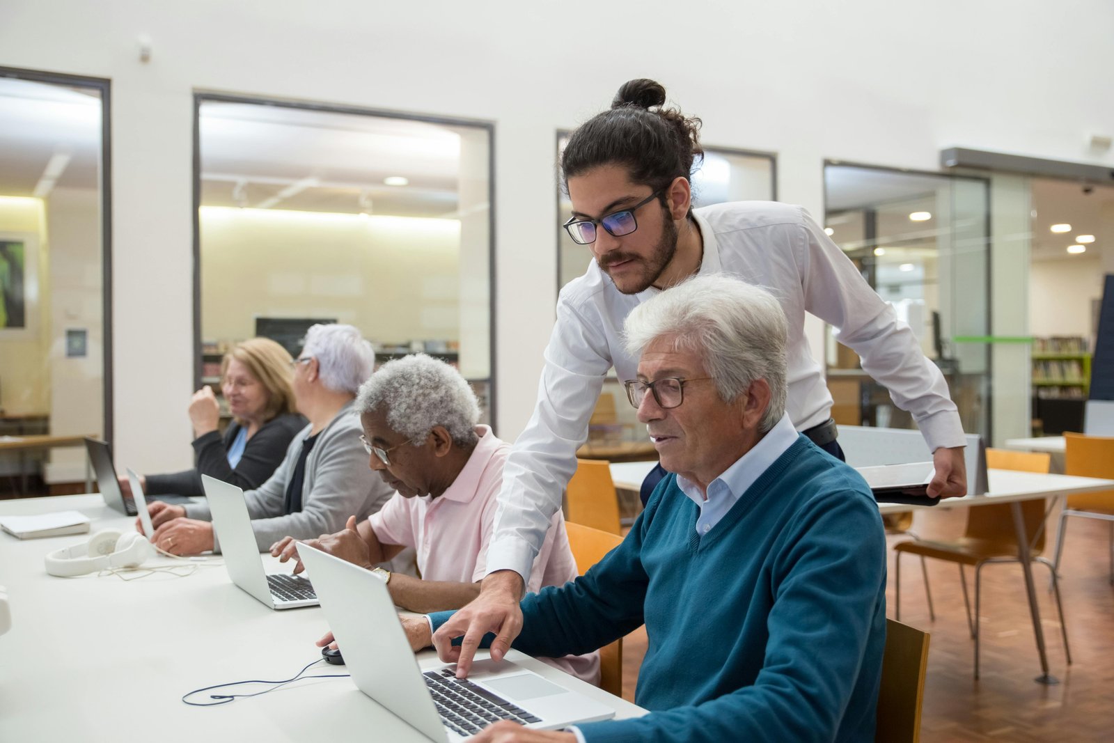 Teacher candidates mostly viewed AI in language learning positively