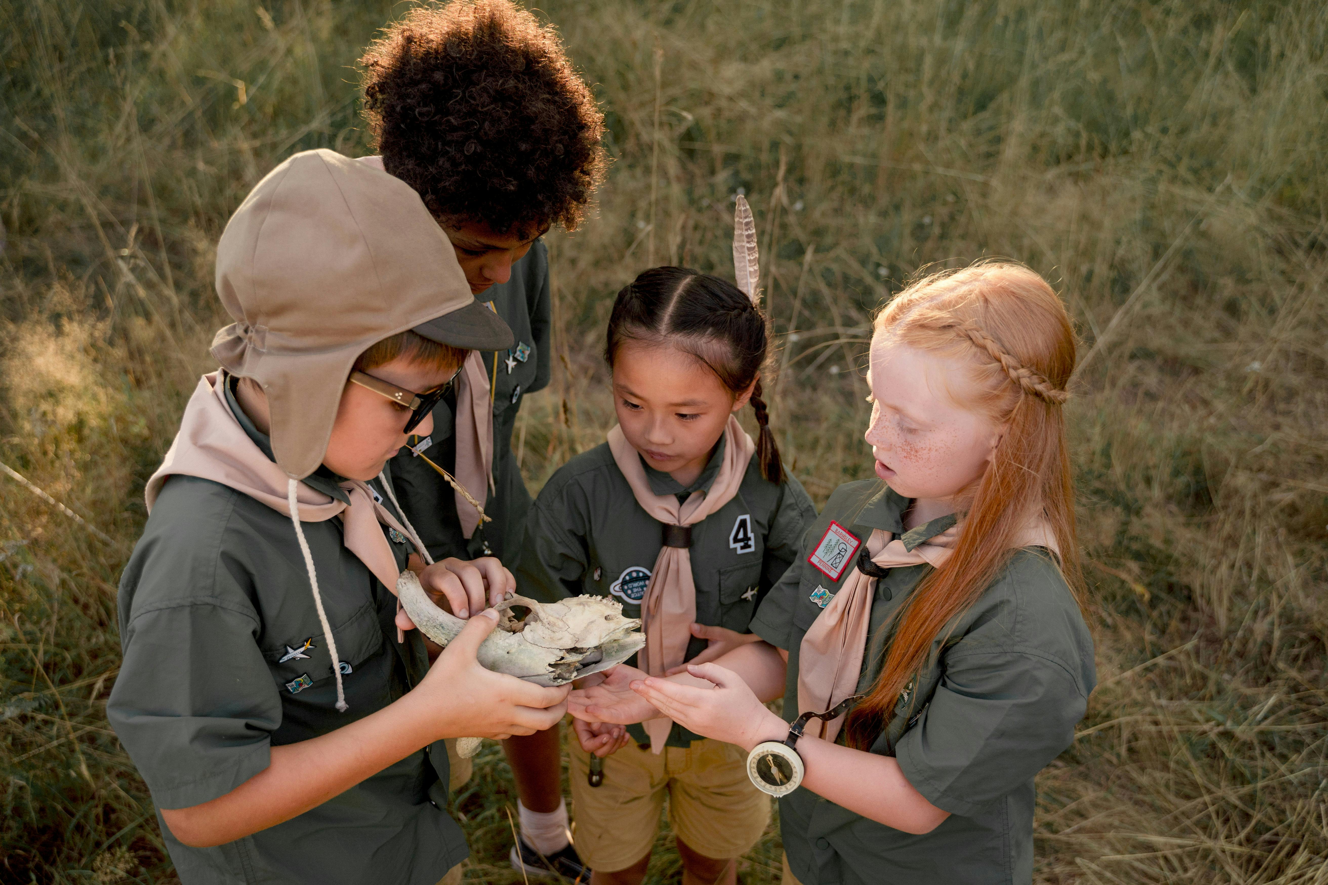 Forest education is linked to learning about socio-ecological risk