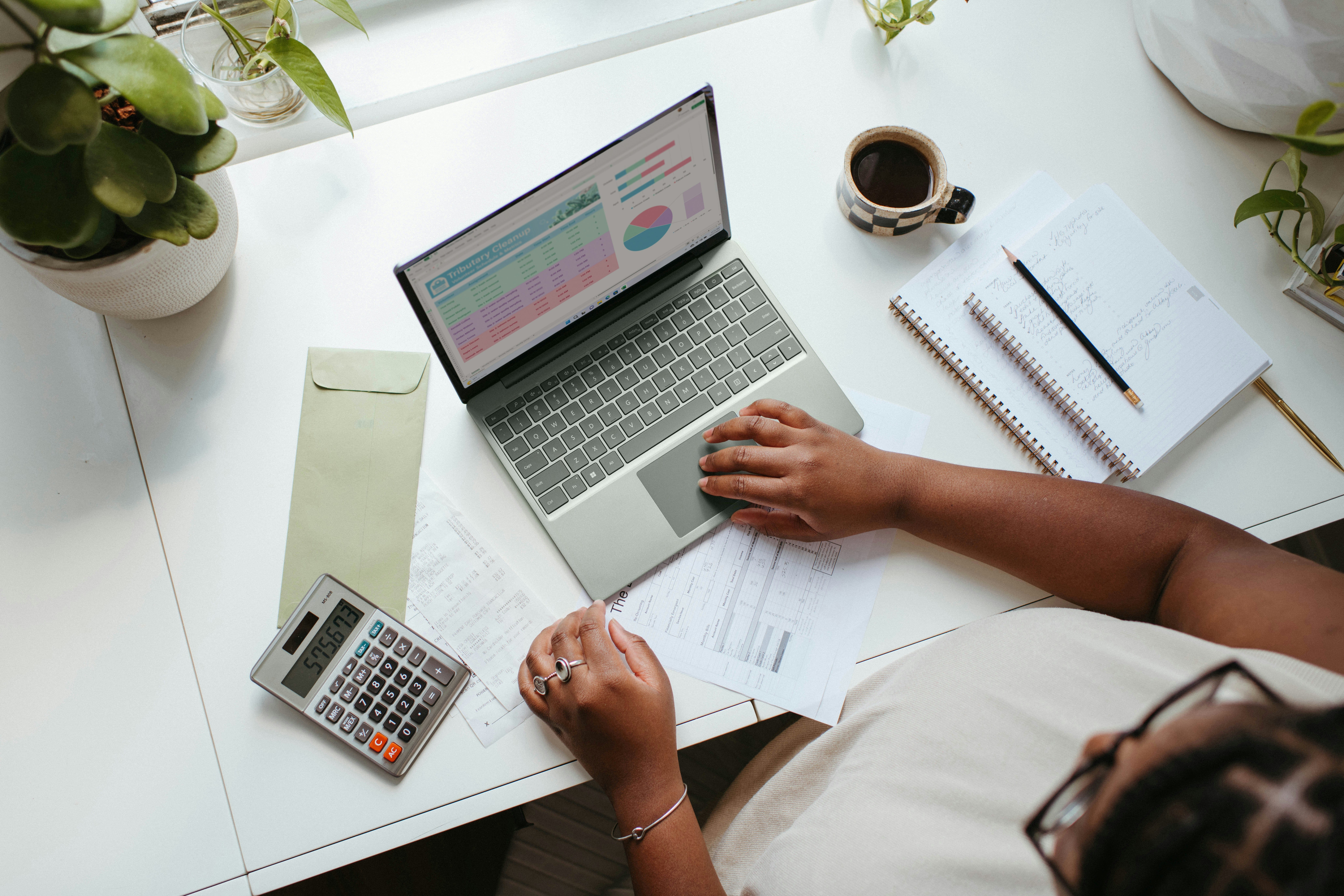 “We Still Use Spreadsheets.” Understanding Business Decision-Makers’ Perceptions and Barriers to AI Analytics