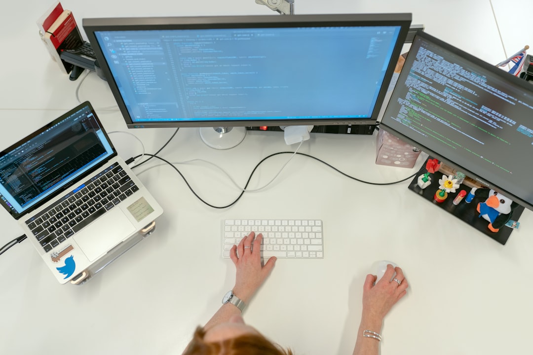 Oversight boosts reliability of language-model robot planning