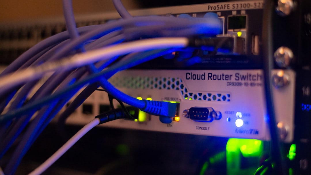 ODMRP shows higher delivery but more overhead than MAODV